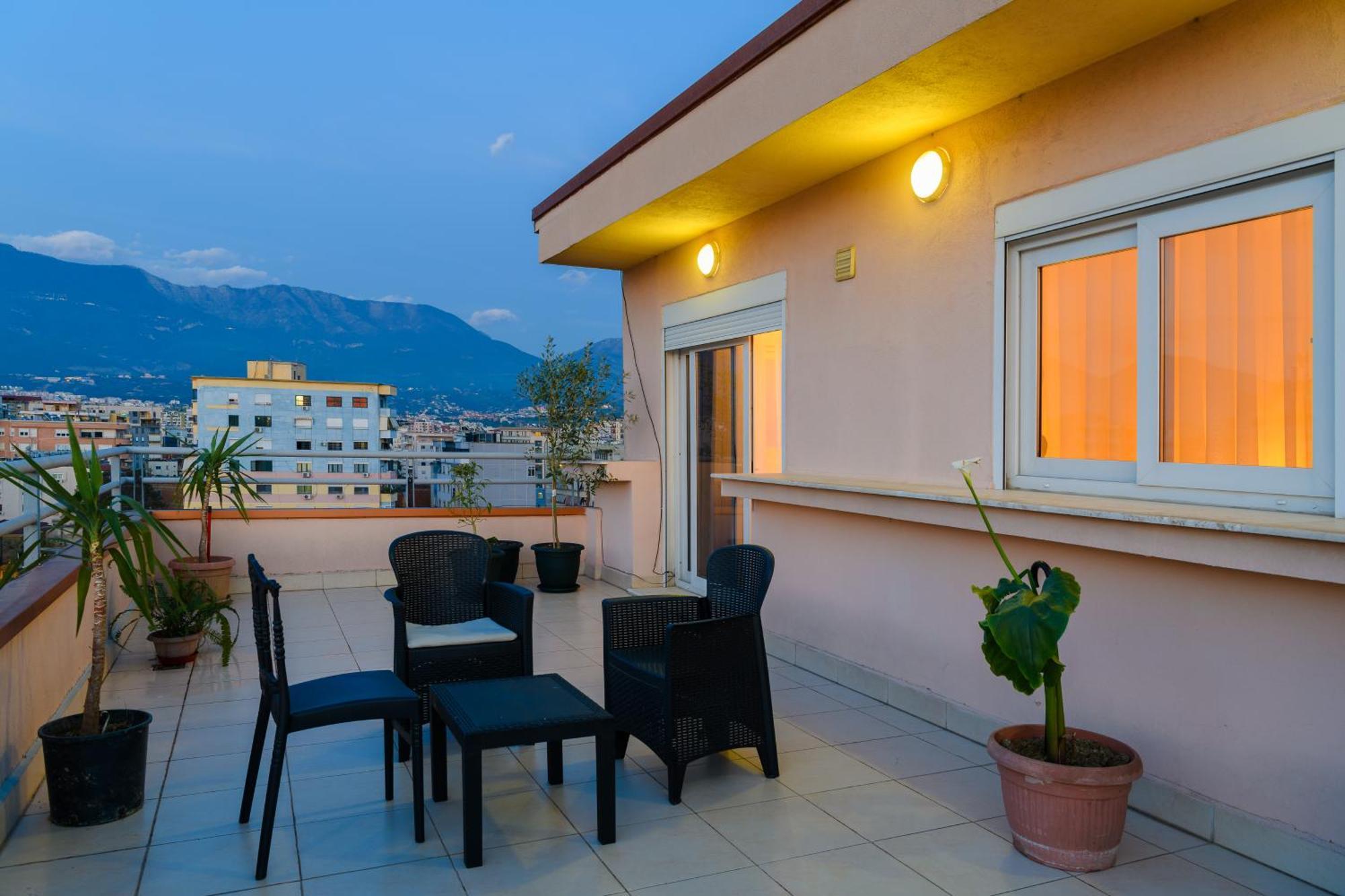 Terrace Tirana Cityscape 2 Exterior photo