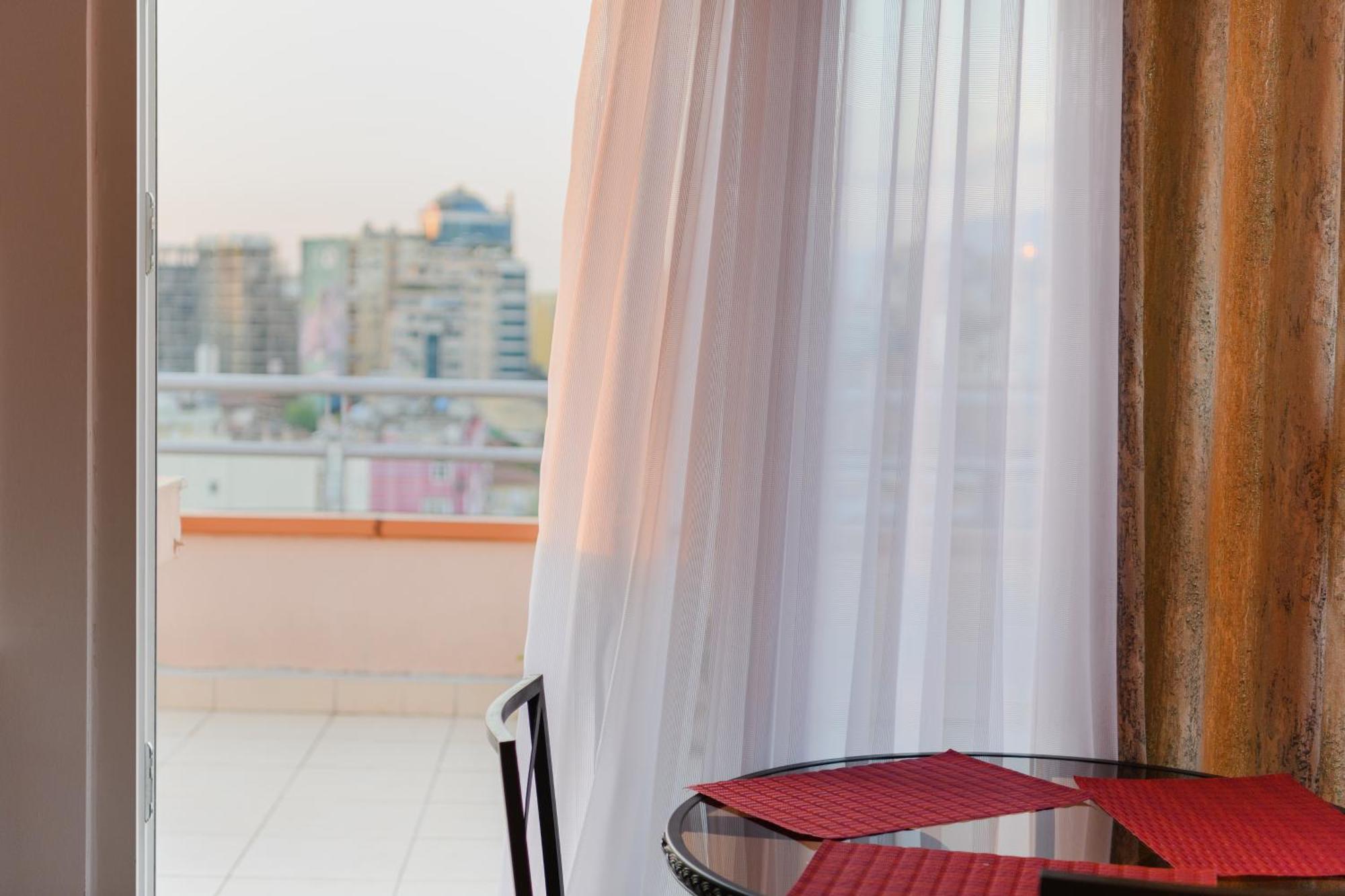 Terrace Tirana Cityscape 2 Exterior photo