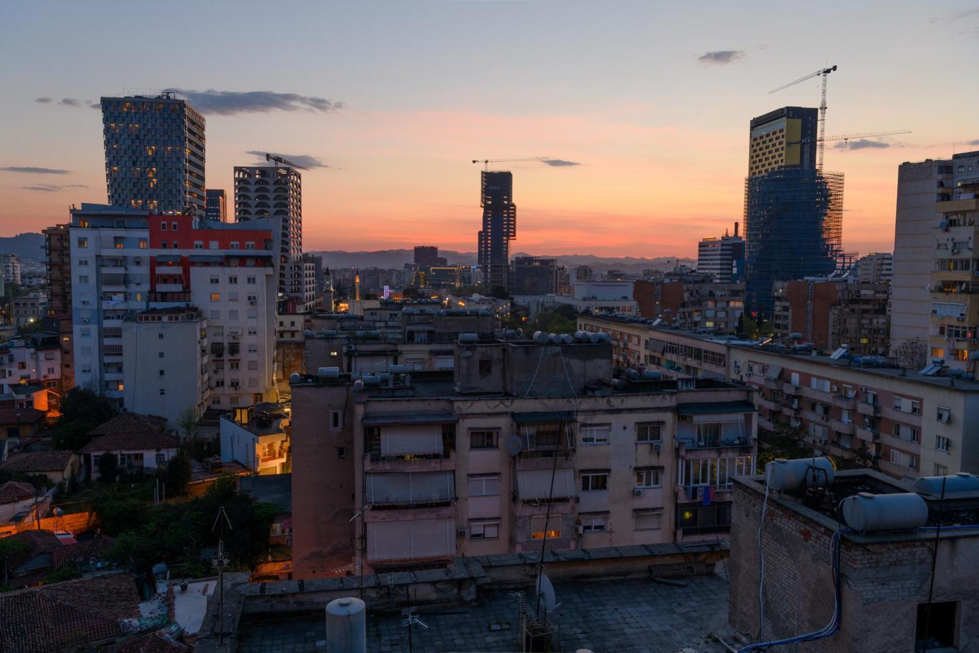 Terrace Tirana Cityscape 2 Exterior photo